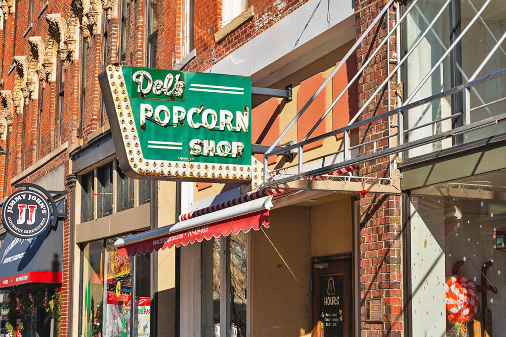 Shop in Decatur, Illinois