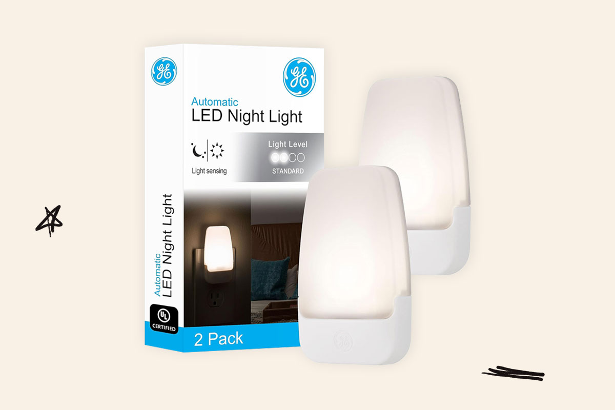 A photo of ther GE night lights and box