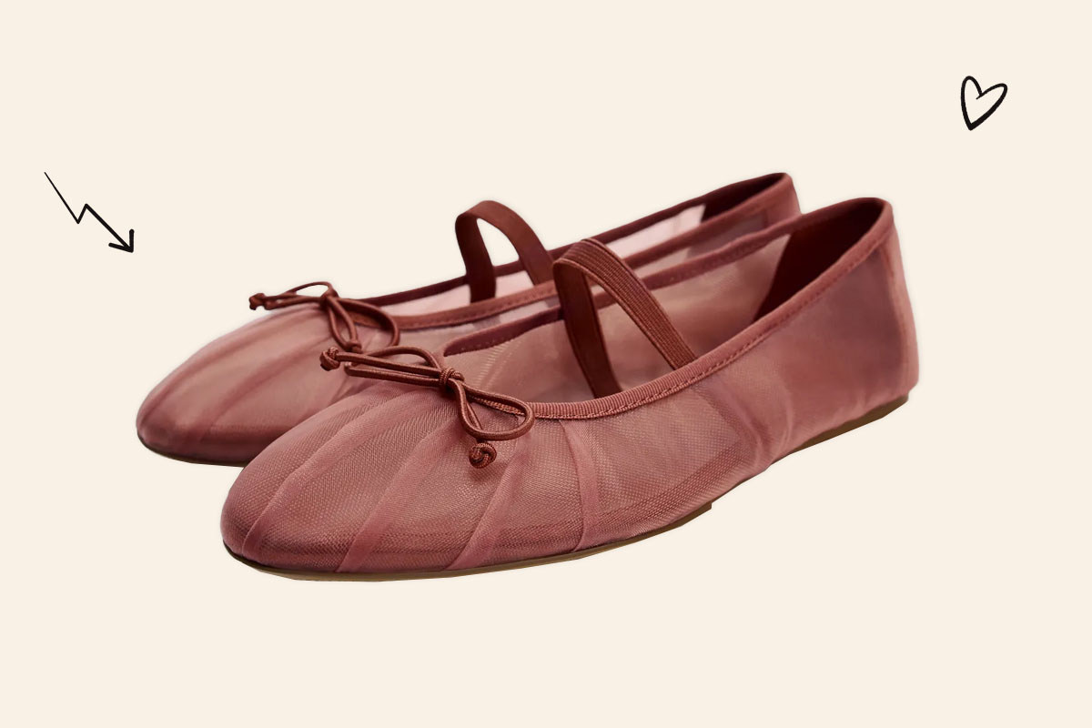 An image of Zara Mesh Bow Ballet Flats