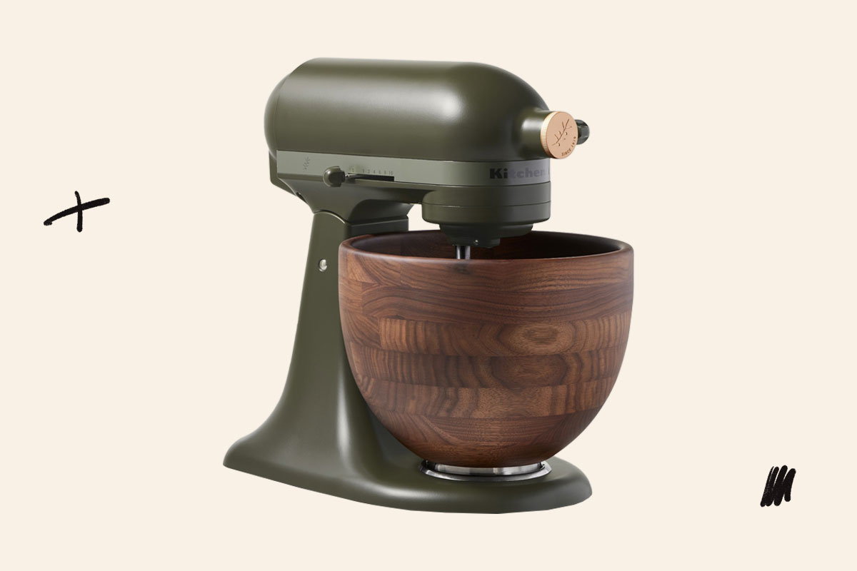 An image of the KitchenAid 2024 Design Series Evergreen Tilt-Head Stand Mixer