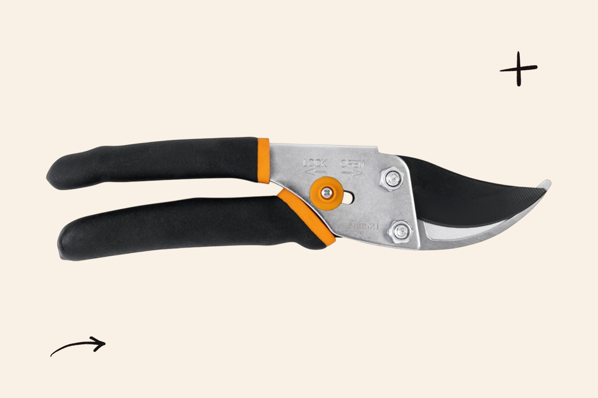 An image of Fiskars Bypass Pruning Shears