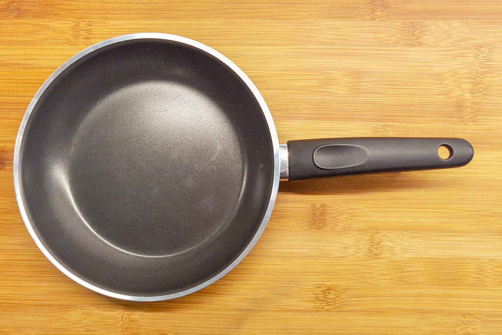 Non-stick pan