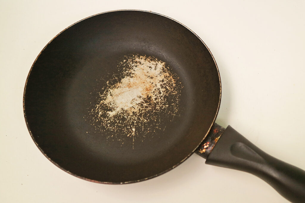 Non-stick pan with scratches